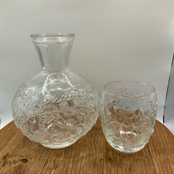 Glass Vintage Floral Design Tumble-Up or Bedside Water Carafe Set Vase - Picture 2 of 5